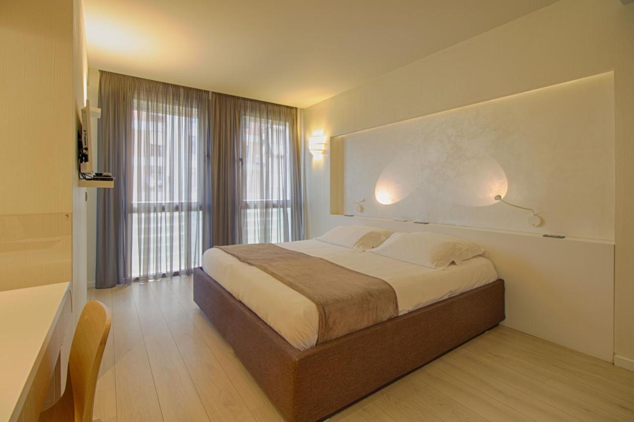 The Rooms Serviced Apartments Tirana Zewnętrze zdjęcie
