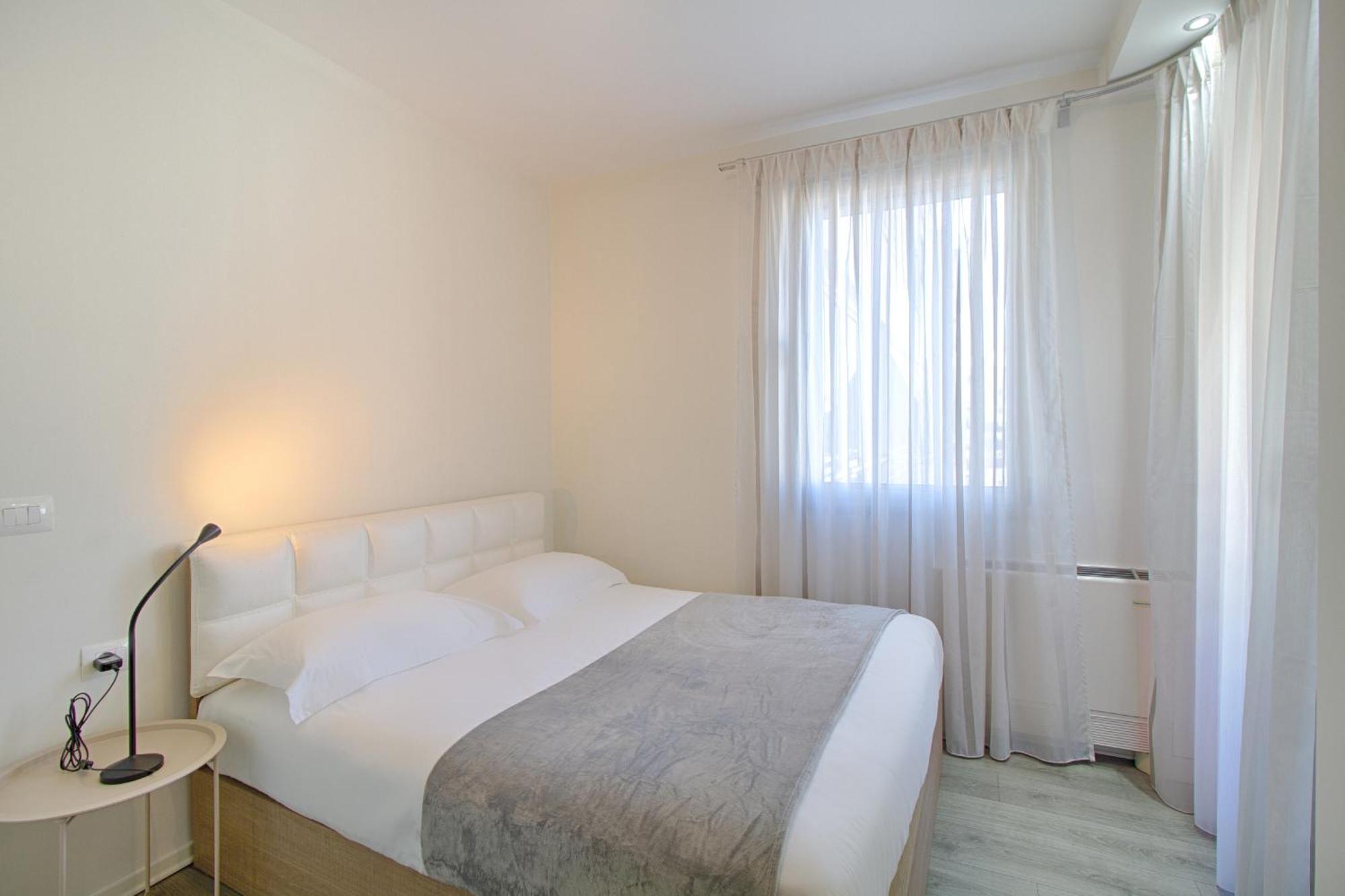 The Rooms Serviced Apartments Tirana Zewnętrze zdjęcie